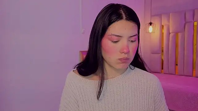 Brandy collinss online show from April 2026 12:10:01 PM