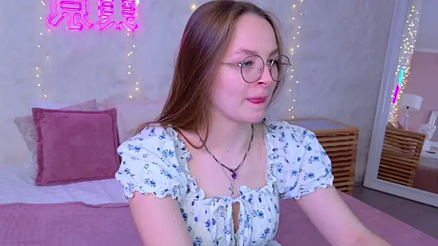 MadisonSmitt online show from February 2026 06:51:01 AM