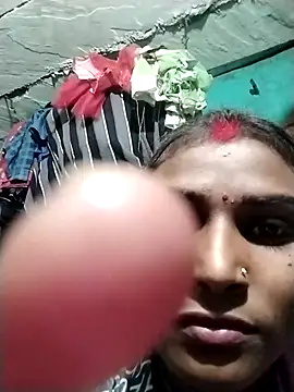 Big Lovexx online show from March 2026 03:18:01 PM