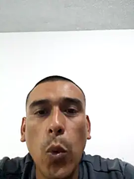 Solo privado online show from March 2026 11:05:01 PM