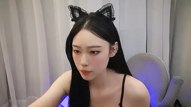 hayuyuyu online show from April 2026 03:50:02 PM