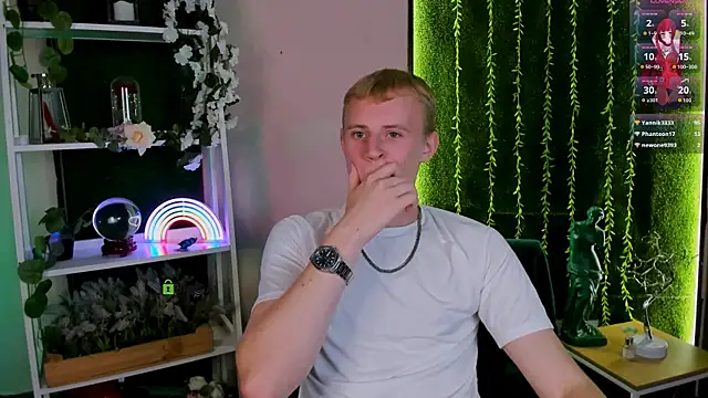 Snapshot of rafael_bien chatting on June 2026 08:32:02 PM rafael bien online show from June 2026 08:32:02 PM