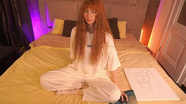 Nicol Moonn online show from May 2026 12:43:02 PM