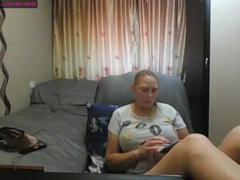 JenniDeep online show from July 2026 07:34:02 AM