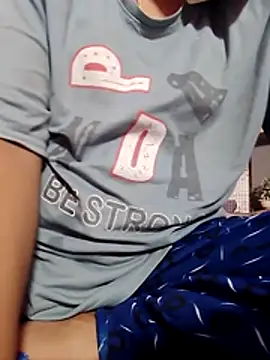 Snapshot of isha_sharma2002 chatting on May 2026 04:02:02 PM isha sharma2002 online show from May 2026 04:02:02 PM