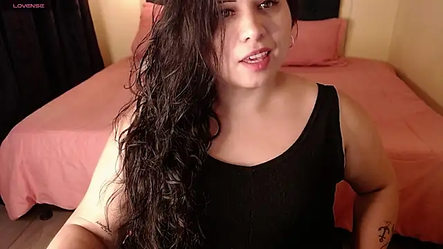 Snapshot of Catalinajane1 chatting on May 2026 07:18:02 PM Catalinajane1 online show from May 2026 07:18:02 PM