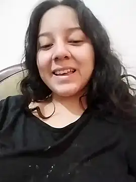 chibi love online show from November 2025 07:48:02 PM