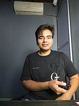 lans howl online show from November 2025 10:26:01 PM