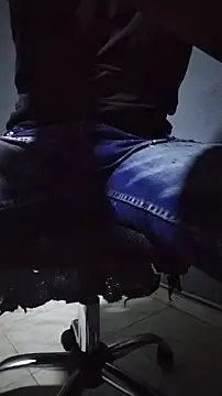 lans howl online show from November 2025 08:02:01 AM