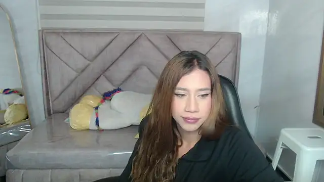 Evy Luxx v online show from November 2025 04:12:01 AM