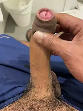 sweetblacky87 online show from April 2026 11:24:01 PM