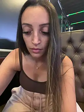 BelleRune online show from March 2026 07:46:02 PM