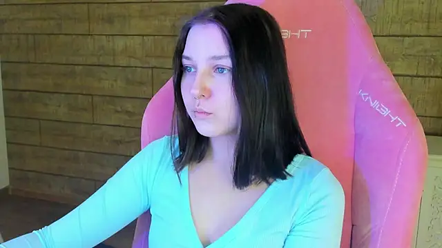 TinnaBurton online show from February 2026 04:13:01 PM