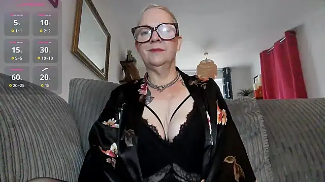 missyb x online show from December 2025 09:48:01 AM