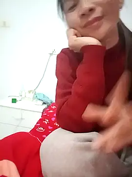 pitty mymi online show from April 2026 01:41:01 PM