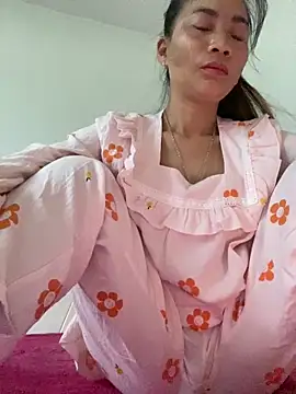 pitty mymi online show from April 2026 11:02:01 PM