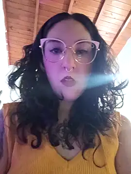 Melinerd online show from March 2026 06:03:01 PM