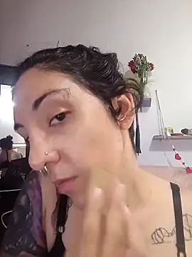 Melinerd online show from April 2026 06:05:01 PM