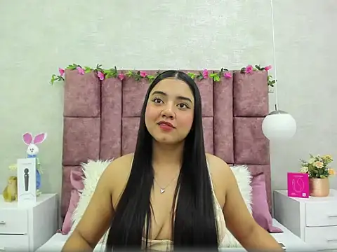 Snapshot of SalomeLee chatting on June 2026 11:16:01 AM SalomeLee online show from June 2026 11:16:01 AM
