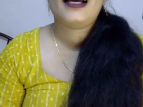 Snapshot of Muskan_Jha chatting on June 2026 01:01:02 PM Muskan Jha online show from June 2026 01:01:02 PM