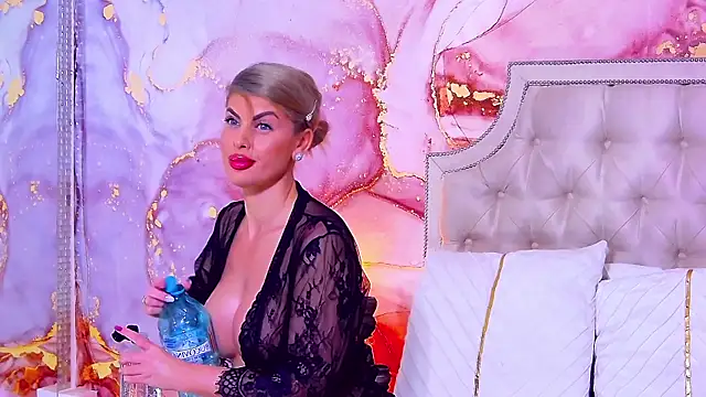 SalmaRroze online show from November 2025 05:06:02 AM