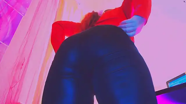 BESTLOLA online show from February 2026 10:22:02 AM