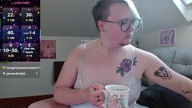 queerlyjaz online show from May 2026 02:13:02 PM