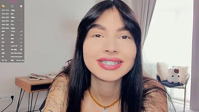 Snapshot of FeliciaKogen chatting on June 2026 07:13:01 AM FeliciaKogen online show from June 2026 07:13:01 AM