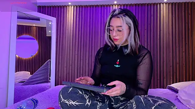 GabyRose9 online show from March 2026 07:41:01 PM