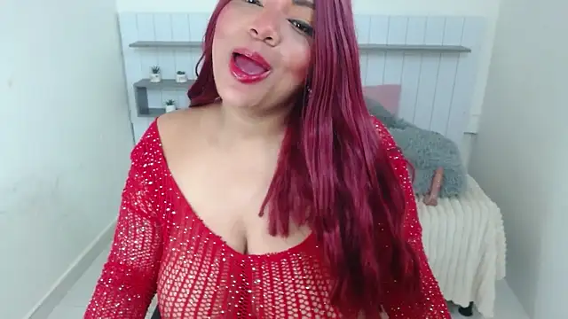 Ivonny Hot online show from June 2026 05:03:01 PM