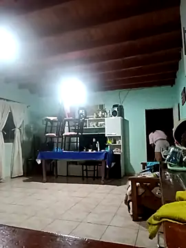 cata bronw online show from February 2026 12:00:02 AM