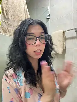 Valen-Foxx1 online show from February 2026 06:39:02 AM