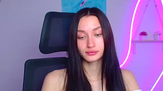 Stella XO online show from March 2026 06:52:02 AM