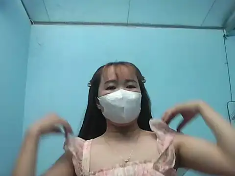 LinhChi09 online show from June 2026 01:47:01 PM