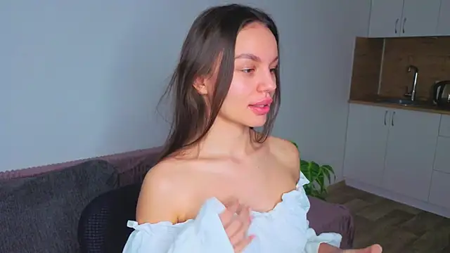 Tiffany Sweetie online show from March 2026 12:39:02 PM