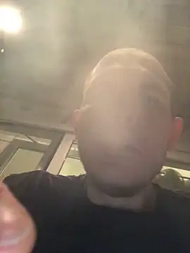 Spielzeugtwink online show from April 2026 10:07:02 PM