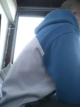 Spielzeugtwink online show from April 2026 06:31:02 PM