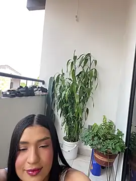 Amira-Zahra online show from March 2026 06:45:02 PM