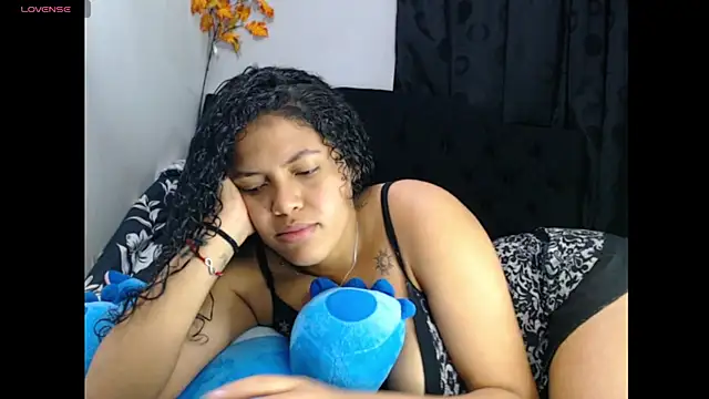 lylii evan online show from February 2026 12:26:02 AM