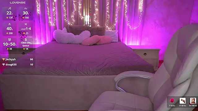 NightAylin online show from March 2026 10:25:01 PM