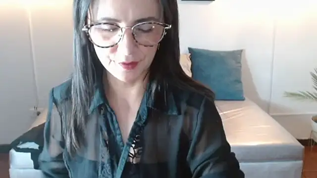 Juliana  lx online show from March 2026 01:50:02 PM