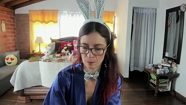 Charlotte-Willson online show from April 2026 05:32:01 PM