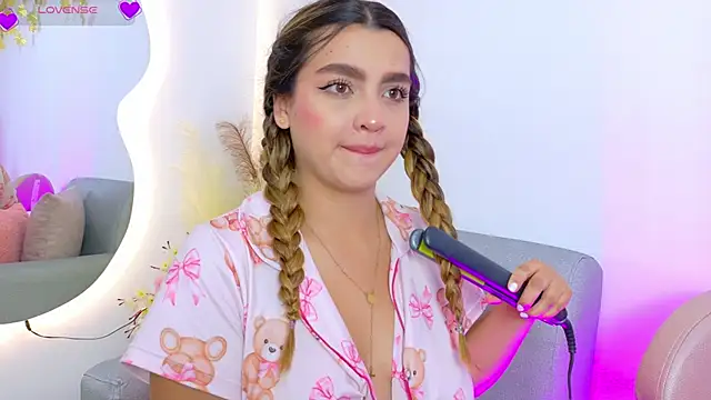 Ambar Carter online show from June 2026 03:40:01 AM