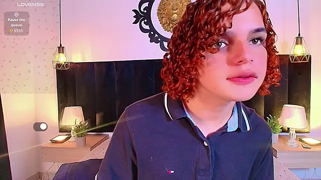Snapshot of Skyee_angel chatting on June 2026 09:38:02 PM Skyee angel online show from June 2026 09:38:02 PM