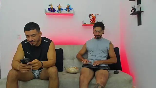 heteros curious online show from March 2026 01:16:02 AM