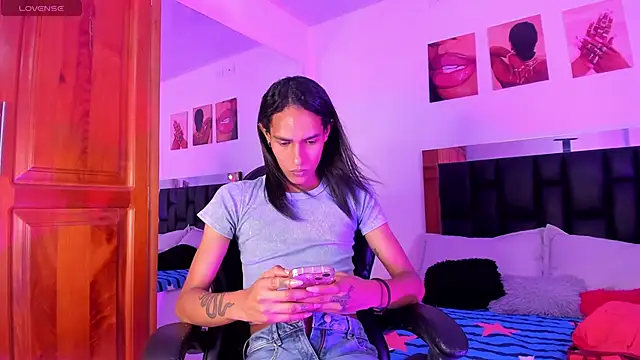 ValeryTs1 online show from April 2026 07:07:02 PM