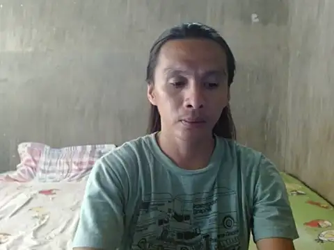 Snapshot of lovelycarla32 chatting on May 2026 05:04:02 AM lovelycarla32 online show from May 2026 05:04:02 AM