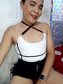 Emily Jedet online show from April 2026 06:16:02 PM