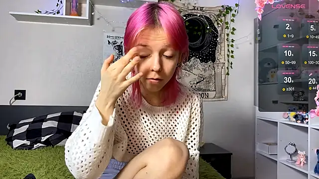 FairyLuna online show from March 2026 09:04:01 AM