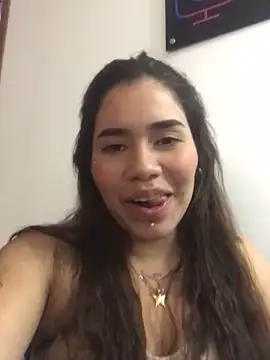 Saraa lips online show from December 2025 01:05:01 PM